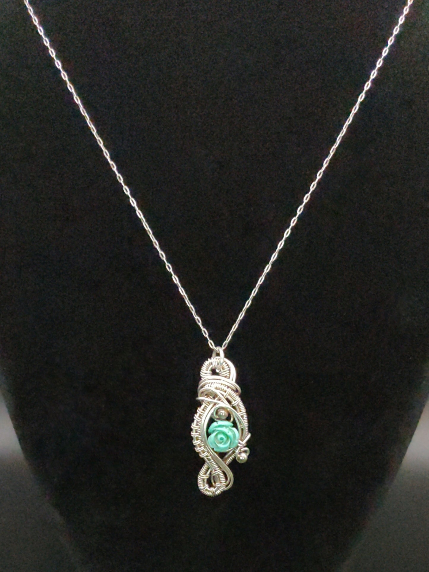 .925 Sterling Silver Blue Rose Flower Pendant Necklace