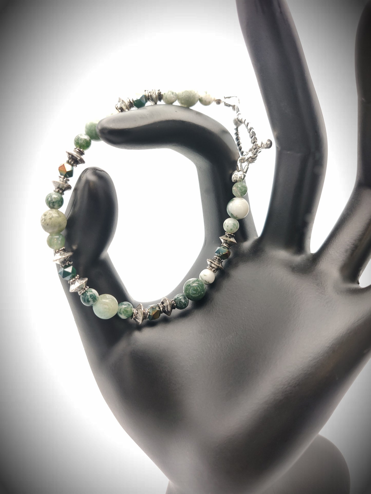 Green & White Agate Beaded Bracelet