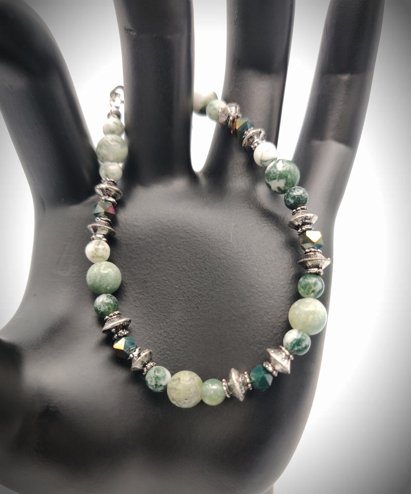 Green & White Agate Beaded Bracelet