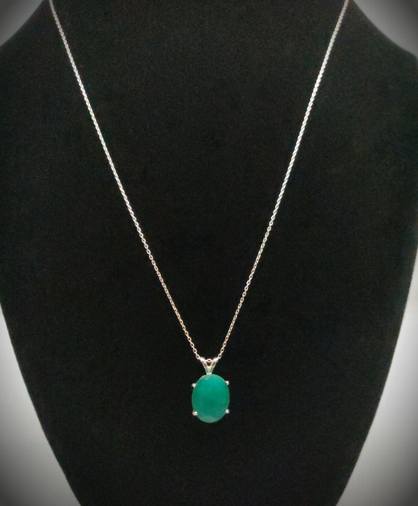 Emerald Pendant Necklace