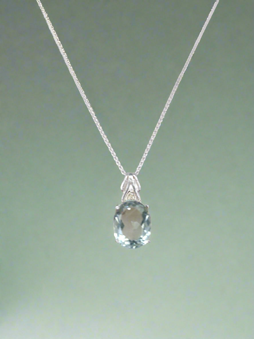 Green Amethyst & Sterling Silver Pendant Necklace